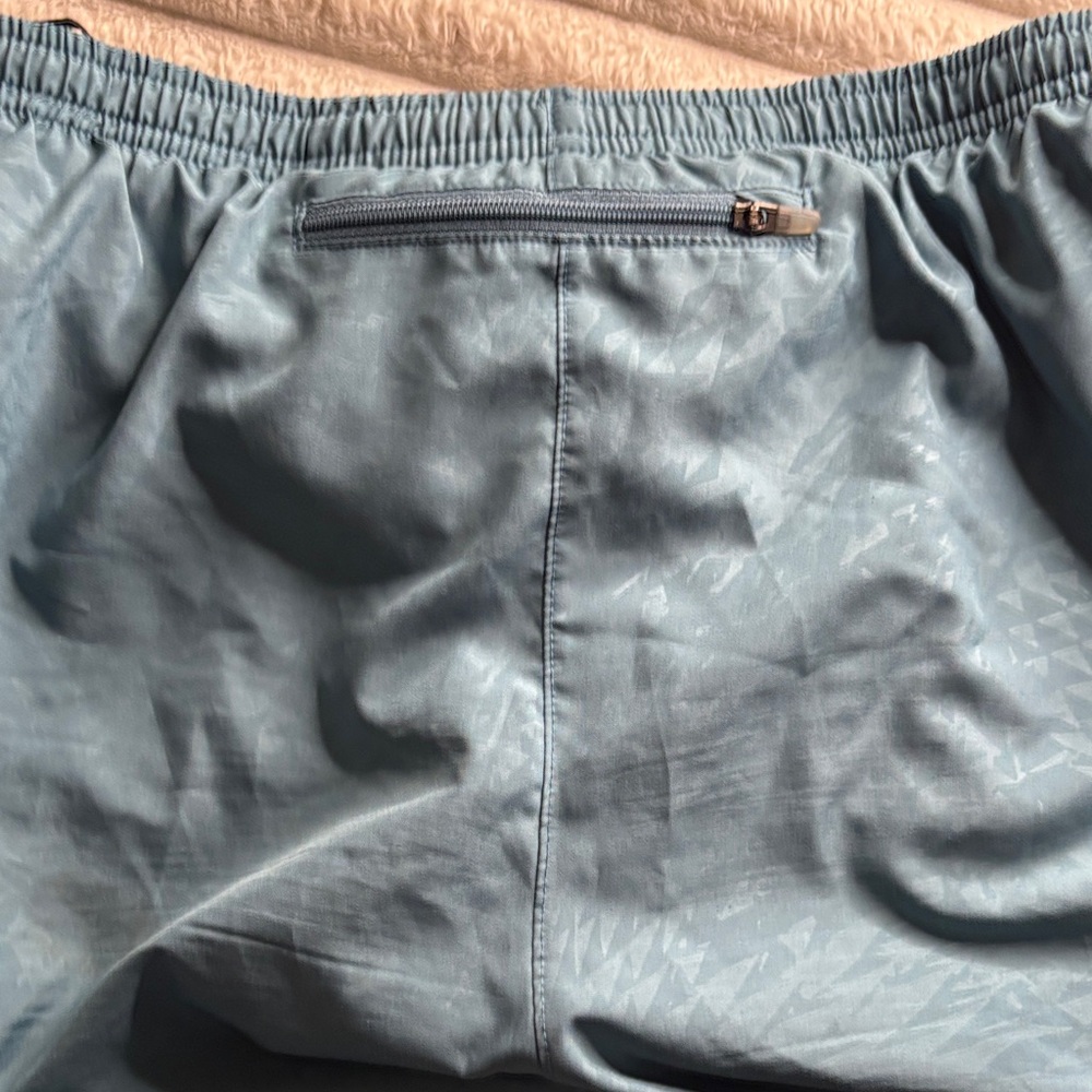 Nike Blue Athletic Shorts - Picture 4 of 4